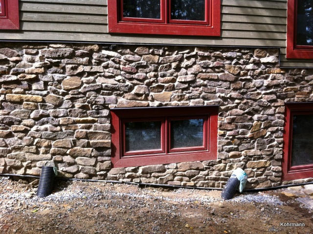Stone Walls by Keystone Ceramics - Udo Kohrmann, Wakefield Quebec