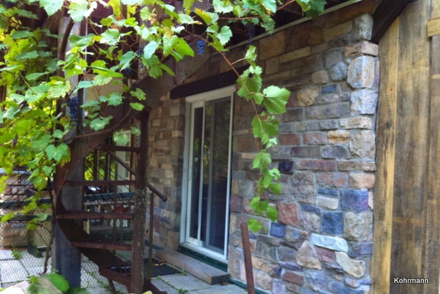 Stone Walls by Keystone Ceramics - Udo Kohrmann, Wakefield Quebec